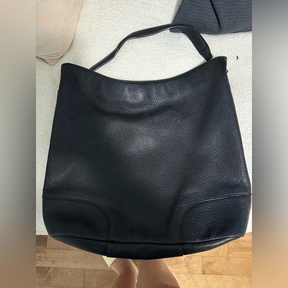 Tory Burch Purse/Tote - Black pebble/gold hardware - Picture 5 of 6